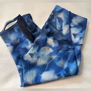 Lululemon Train Times Crop Size 6 Blue/Navy with Mesh